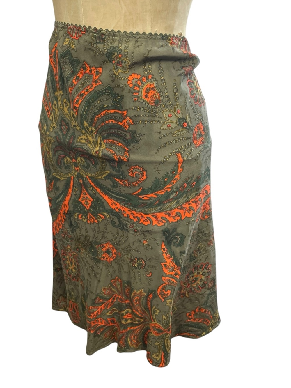 NY&Co. 100% Silk Midi Skirt Paisley 90s Olive Boho Earthtone Witchy LG Grunge - Picture 8 of 13